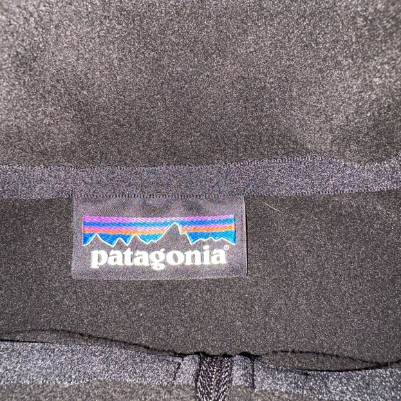 Patagonia Black Quarter-Zip Fleece - Picture 3 of 7